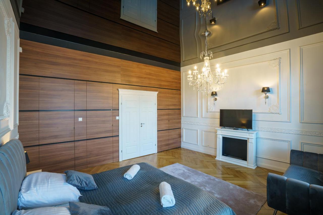 Prestige Apartment Rynek キェルツェ エクステリア 写真