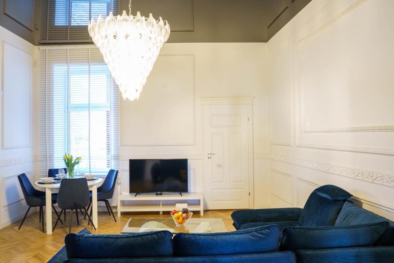 Prestige Apartment Rynek キェルツェ エクステリア 写真