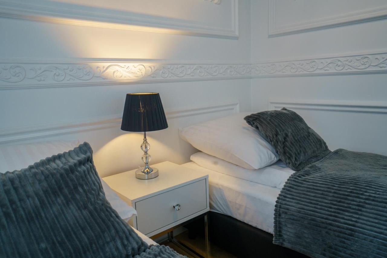 Prestige Apartment Rynek キェルツェ エクステリア 写真